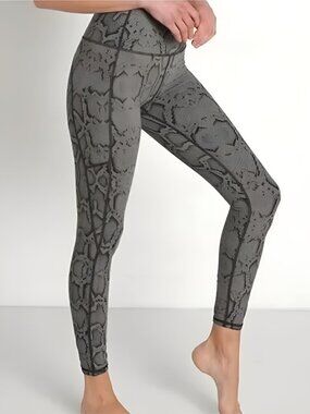 Varley Lets Go Pocket 25 Legging Olive Snake Print S